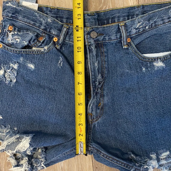 LEVIS vintage distressed short (too big for me) :( - Picture 14 of 14